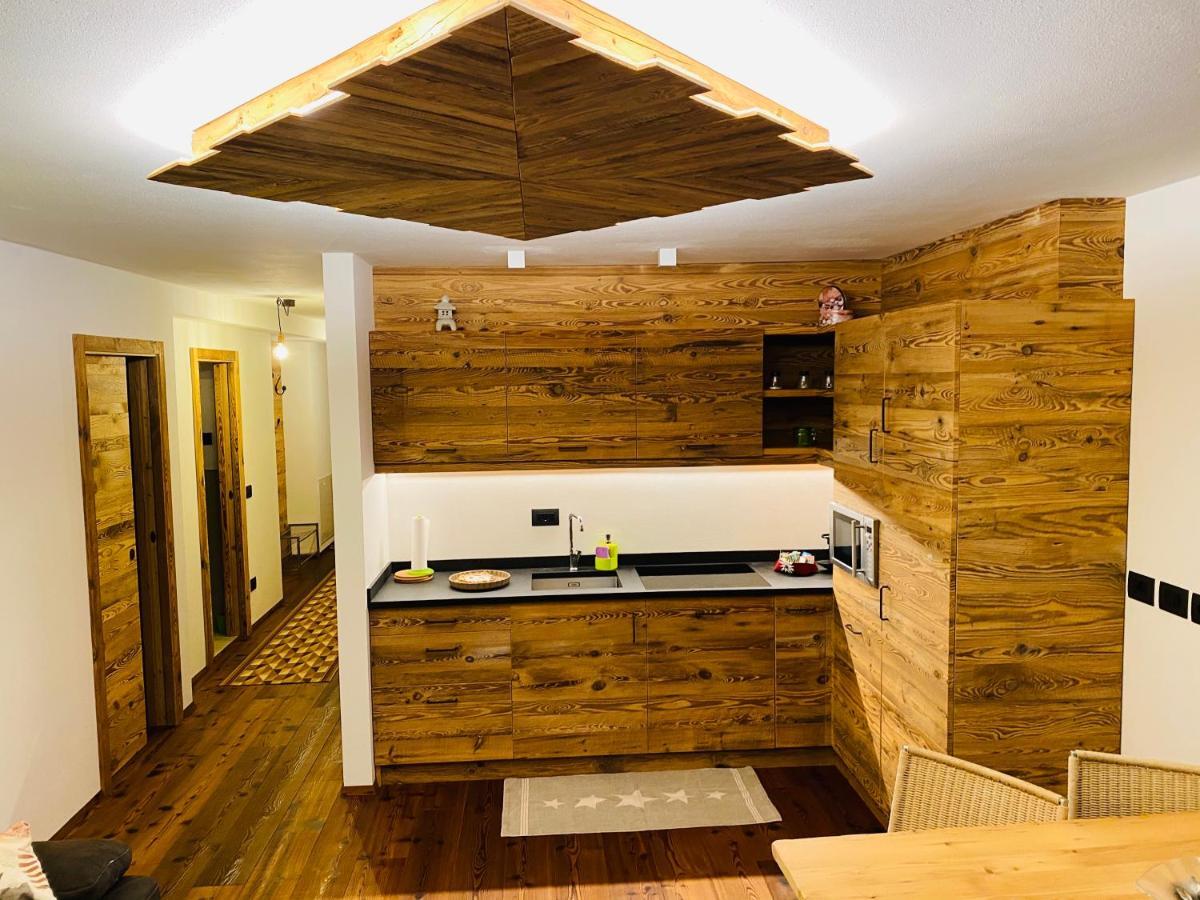 Cesa Mia Apartment Campitello di Fassa Luaran gambar